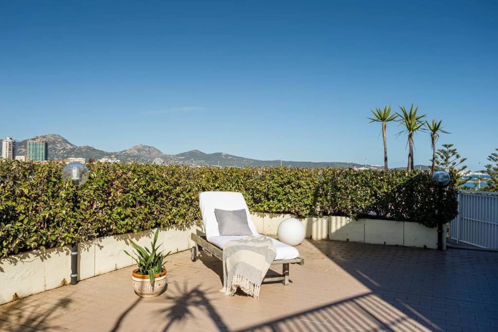 Sunny Rooftop Loft With Gorgeous Views Of Olbia Eksteriør billede