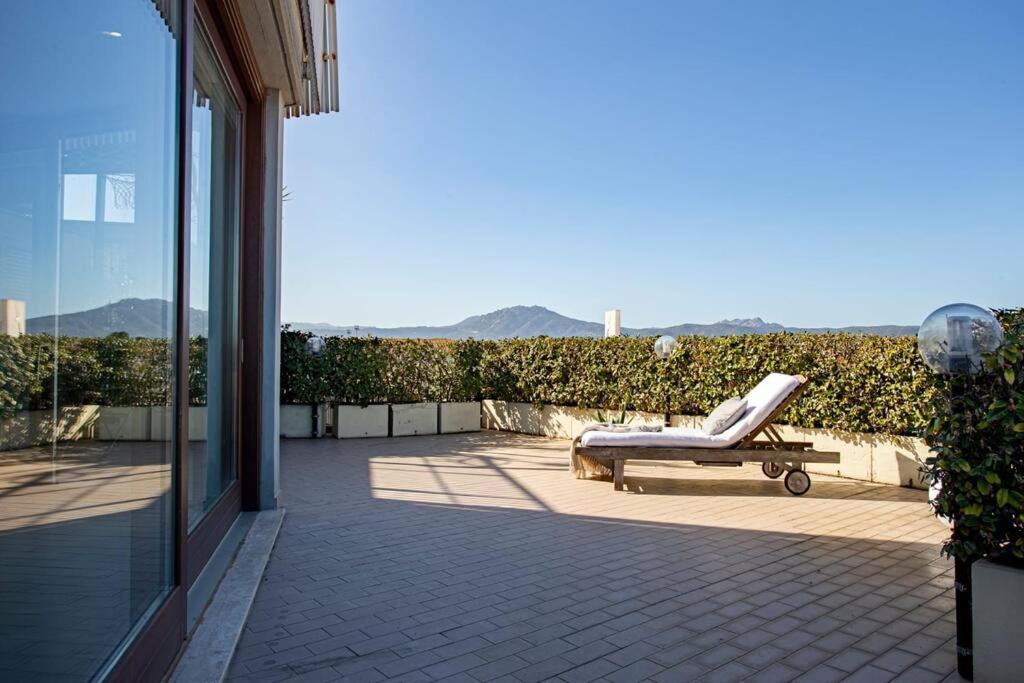 Sunny Rooftop Loft With Gorgeous Views Of Olbia Eksteriør billede